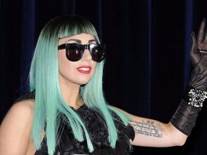 Lady Gaga 144 kişilik ekibiyle geliyor