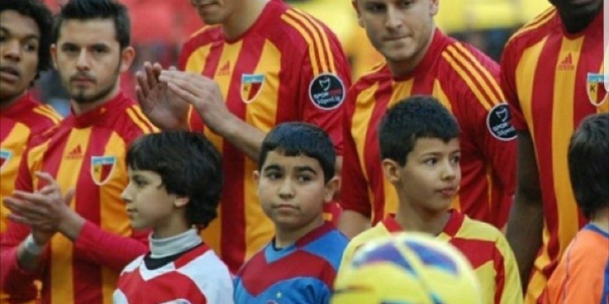Bu kez rakip oldular