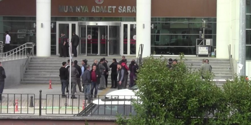 Gürültü tartışmasında askeri sırtından bıçaklayarak ağır yaraladılar