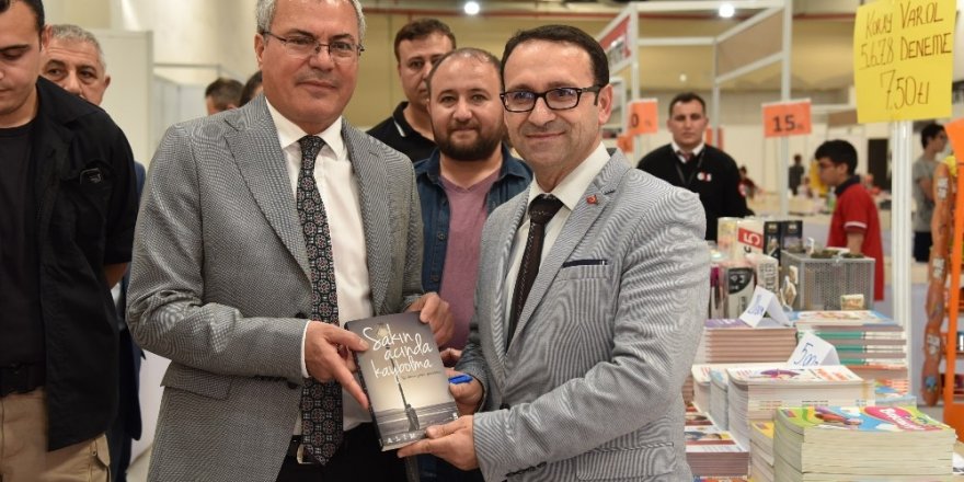 Vali Deniz, Salihli Üretici Kadınlar Pazarını ziyaret etti