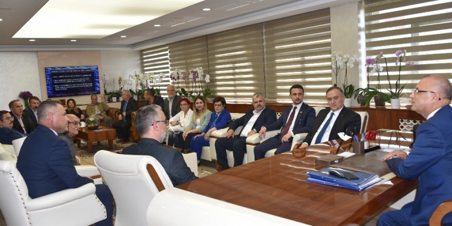 MHP’li Akçay’dan Başkan Kayda’ya ’hayırlı olsun’ ziyareti