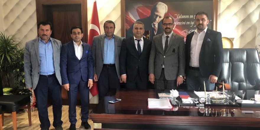 Akçakavak ve Mısırlı Mahalleri Derneklerinden Başkan Kavaklıgil’e ziyaret