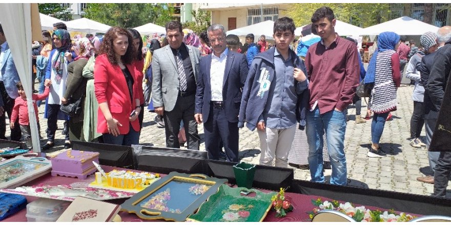Kozluk’ta HEM sergisine yoğun ilgi