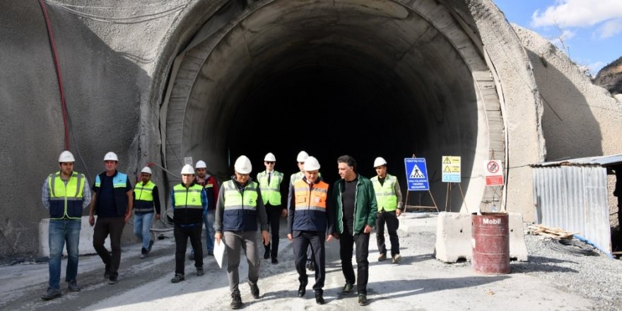 Yeni Zigana Tünelinde yüzde 60 seviyesine yaklaşıldı
