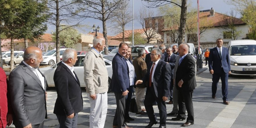 Başkan Büyükkılıç, “Biz kardeş topluluğuyuz"