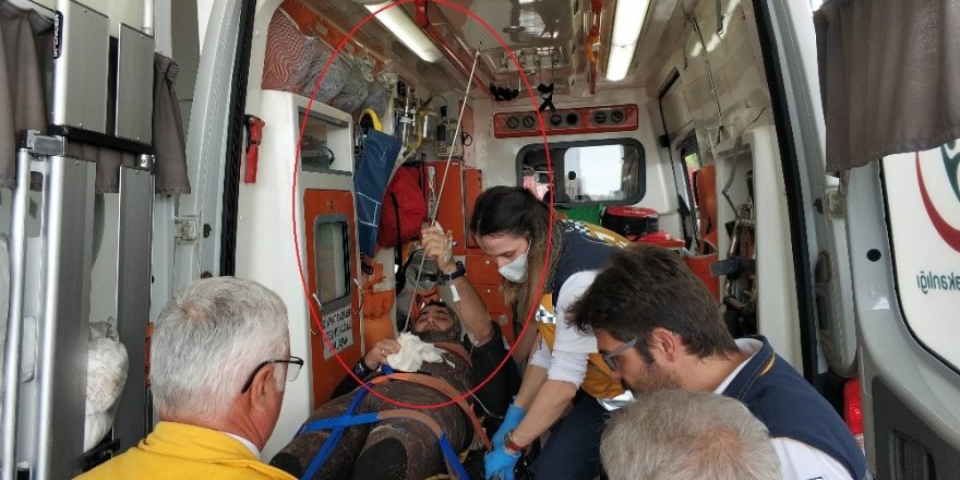 Samsunâda bir kiÅinin elindeki zÄ±pkÄ±n yere dÃ¼ÅÃ¼nce mekanizmasÄ±ndan kurtularak fÄ±rlayÄ±p karnÄ±na saplandÄ±. ZÄ±pkÄ±n karnÄ±na saplanmÄ±Å halde hastaneye kaldÄ±rÄ±lan ÅahsÄ±n hayati tehlikesinin bulunduÄu Ã¶Ärenildi. ile ilgili gÃ¶rsel sonucu