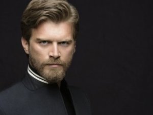 Kurt Seyit ve Şura'ya sürpriz isim!