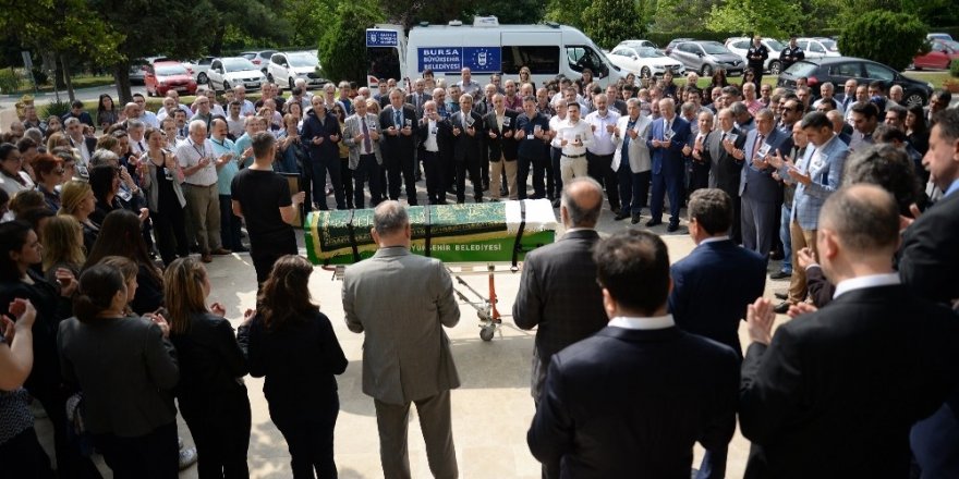Hukukçu Atabey’e üniversiteden son veda