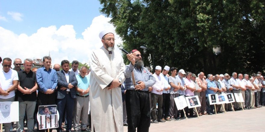 Muhammed Mursi için Karaman’da gıyabi cenaze namazı kılındı