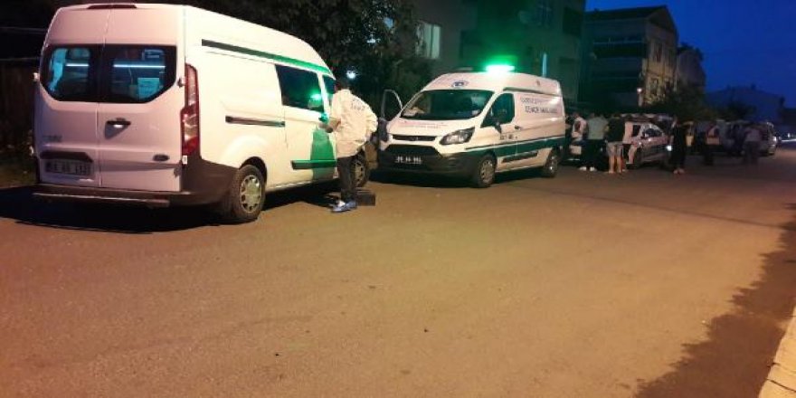 Evlerinde tüfekle vurulan çift ölü bulundu