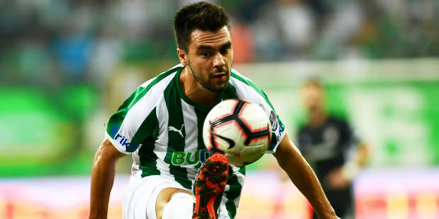 Bursaspor'dan Başakşehir'e! 5 yıllık anlaşma