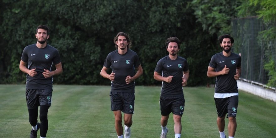Denizlispor ilk antrenmanını yaptı