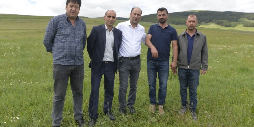 Göçerlerin Ardahan’a alınmaması kararına destek