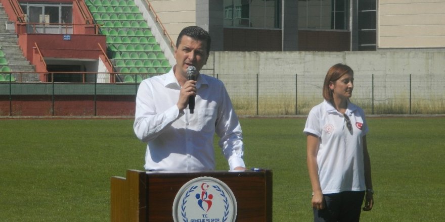 Yaz spor okulları açılış töreni gerçekleştirildi