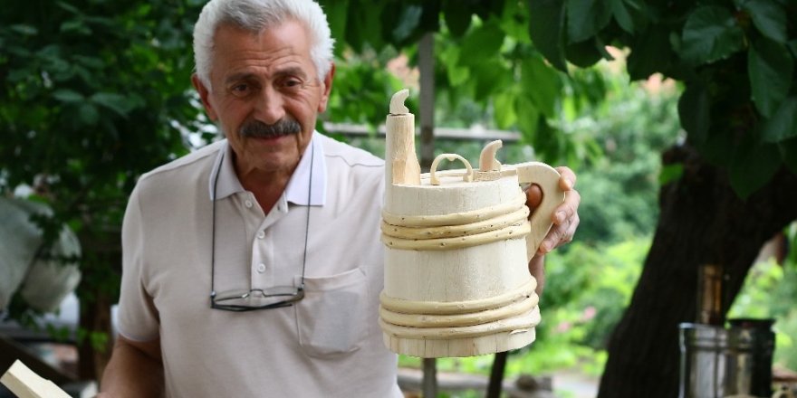 Unutulan tahta fıçı geleneği emekli tarih öğretmeninin ellerinde hayat buluyor