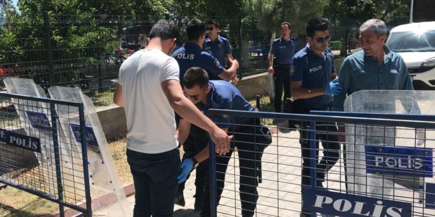 Ölümlü kavganın zanlıları Ezine adliyesinde