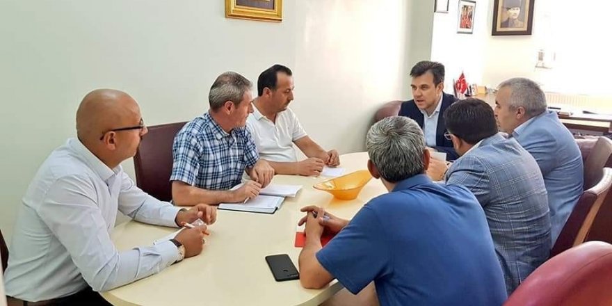 Esgin, muhtar buluşmalarına devam ediyor