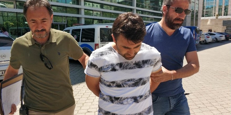 Adliyenin kapısını kırıp kaçmak isteyen şahıs tutuklandı