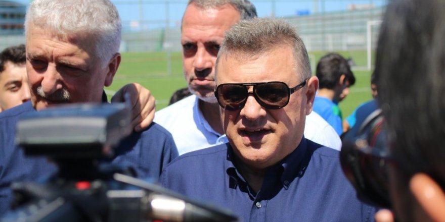 Rizespor cephesinden Vedat Muriç açıklaması