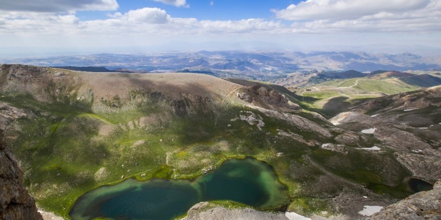 Niğde Foto Safari grubu objektifleri Bolkarlara çevirdi