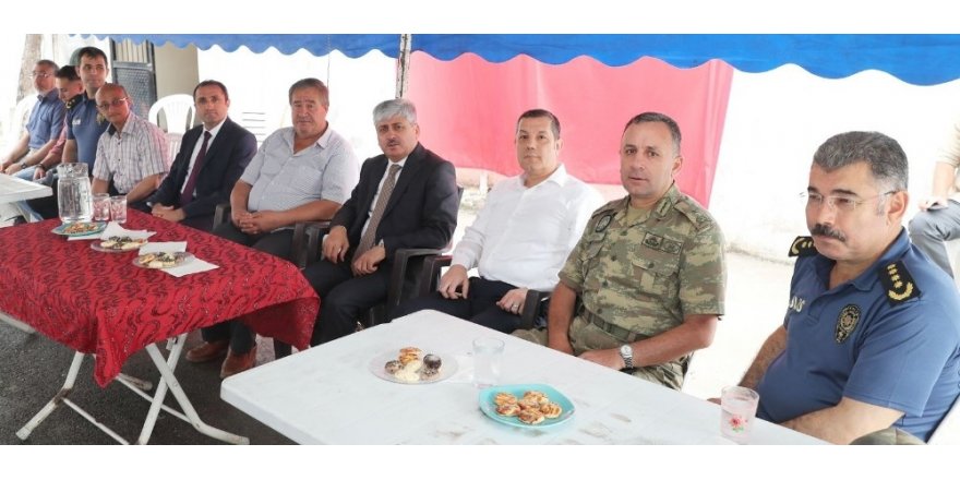 Vali Doğan’dan Şehit Onbaşı Kurt’un ailesine taziye