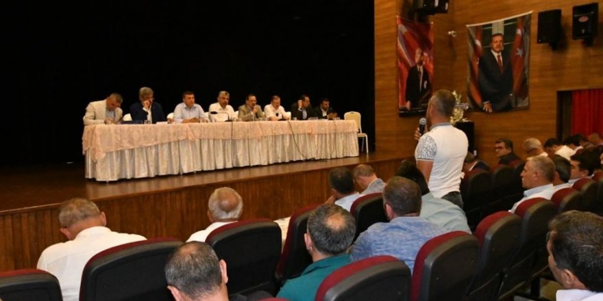 Büyükşehir muhtarları dinliyor