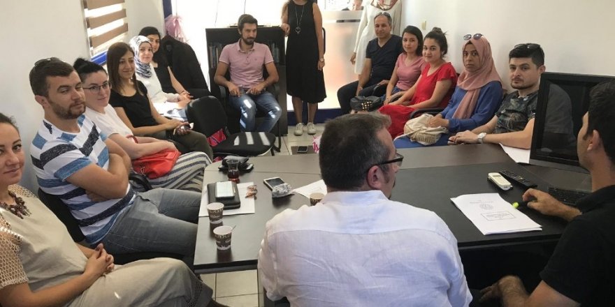 Kumluca’da öğrencilere tercih danışmanlığı hizmeti başladı