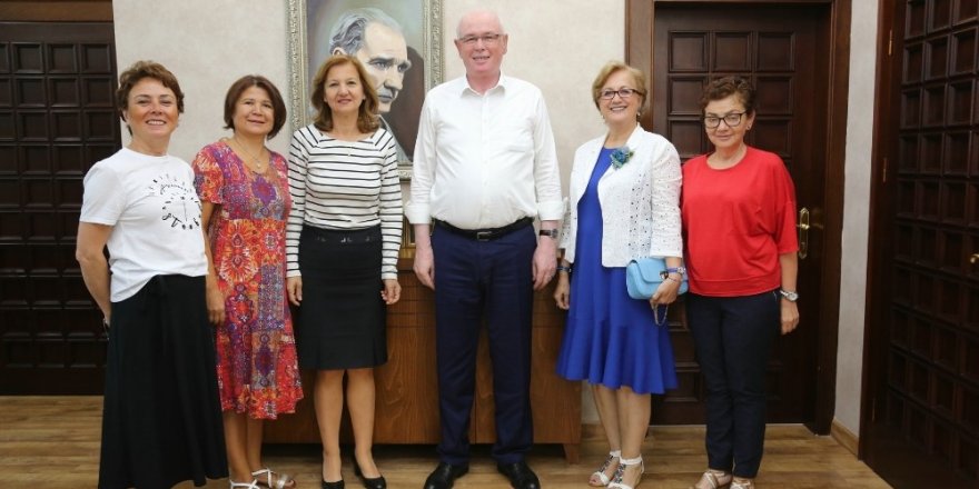 ÇYDD yönetimi Kazım Kurt’u ziyaret etti