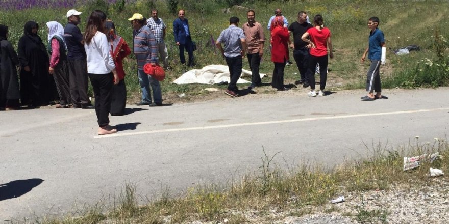 Erzincan’da feci kaza: 3 ölü, 6 yaralı