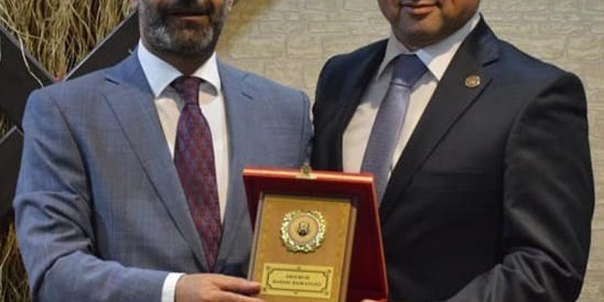 Baro Başkanı Göğebakan’dan tayini çıkan adli yargı mensupları onuruna veda yemeği