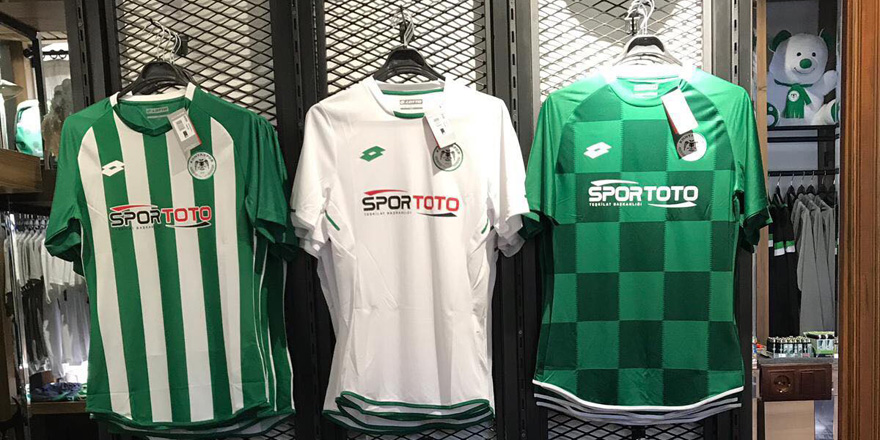 Konyaspor'un yeni formalari satışa çıktı