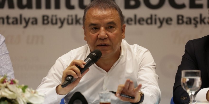Başkan Böcek Kaş’ta muhtarların sorunlarını dinledi