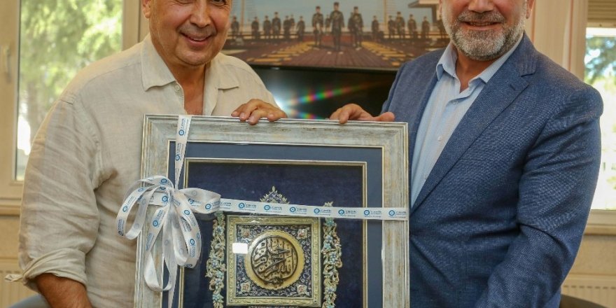 Uyanık’a ‘hayırlı olsun’ ziyaretleri