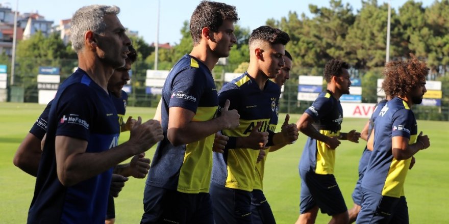 Fenerbahçe’de yeni sezon hazırlıkları sürüyor