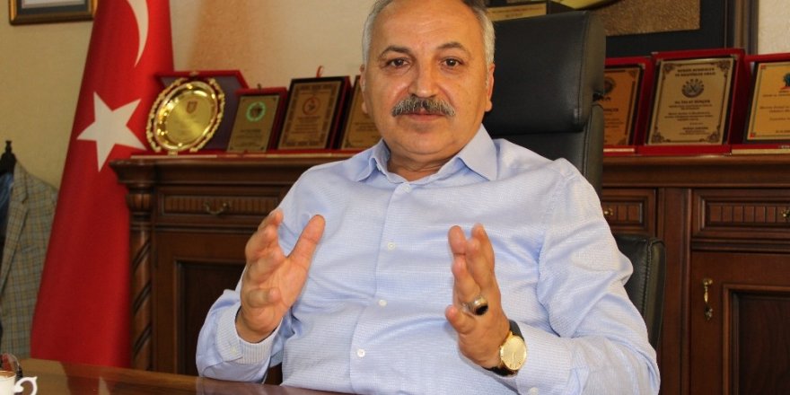 Dinçer’den belediyelere: “Kent merkezini güzelleştirin. Yoksa hepimiz birden batacağız”