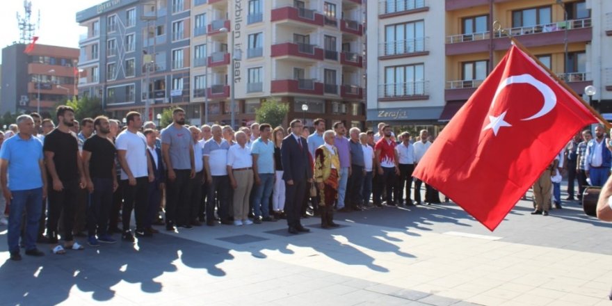 Çan Belediyesi 8. Yağlı Güreş Festivali kortej yürüyüşü ile başladı