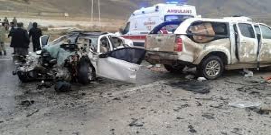 Van'da trafik kazası: 3 yaralı