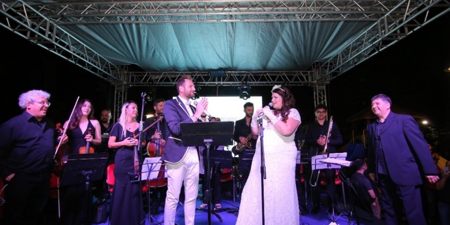 Yaz konserleri Kuğulupark’ta başladı