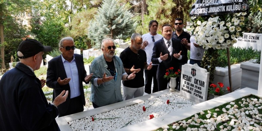 Vedat Okyar kabri başında anıldı