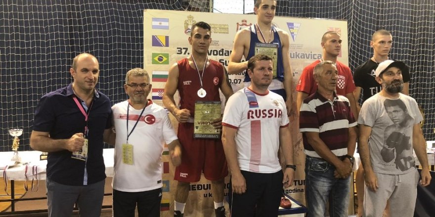 Kağıtsporlu Samet’ten bir başarı daha