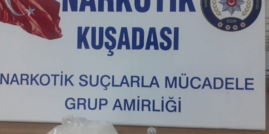Kuşadası’nda uyuşturucu operasyonunda 3 kadın yakalandı