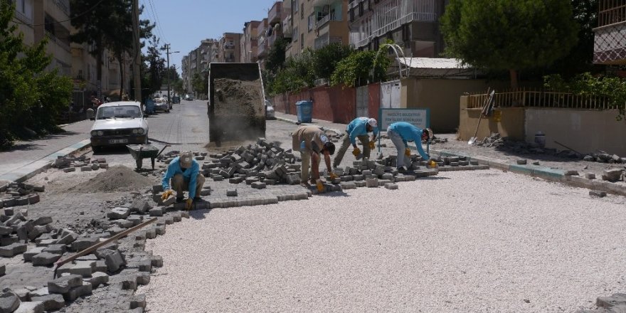 Haliliye’de yol onarım çalışmaları sürüyor