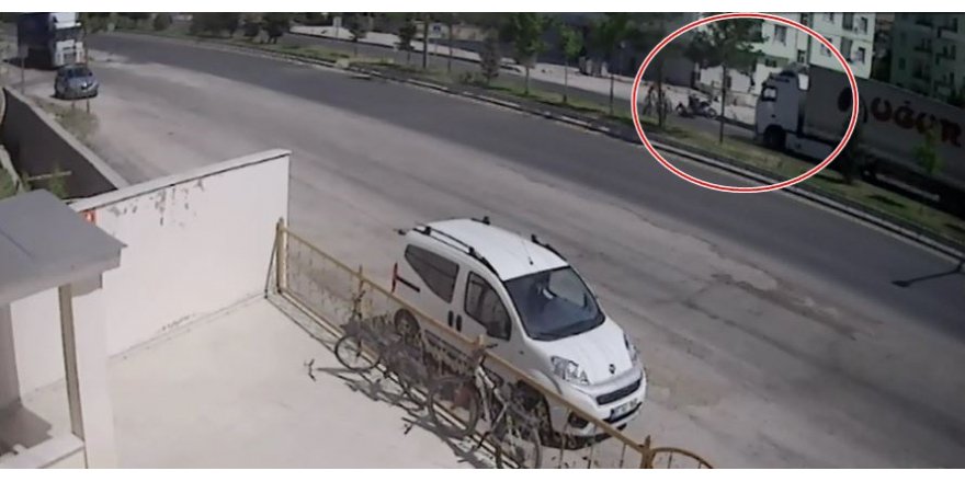 Tırın önüne atlayan şahıs ağır yaralandı