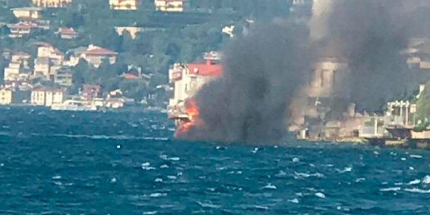İstanbul'da teknede yangın! Çok sayıda ekip sevk edildi