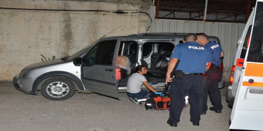 Hafif ticari aracında silahlı saldırıya uğrayan güvenlik görevlisi öldü