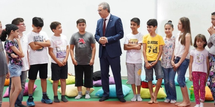 Ege Üniversitesi kapılarını çocuklara açtı