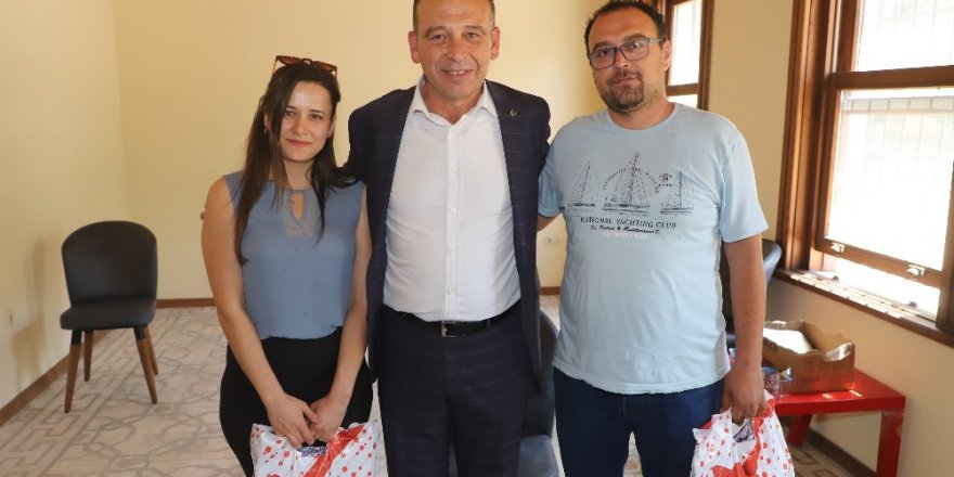 Belediye tercih merkezinden binden fazla genç faydalandı