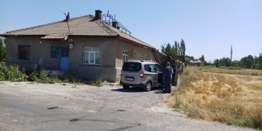 Yılanı vuracağım derken yanlışlıkla hamile eşini öldürdüğü iddiası