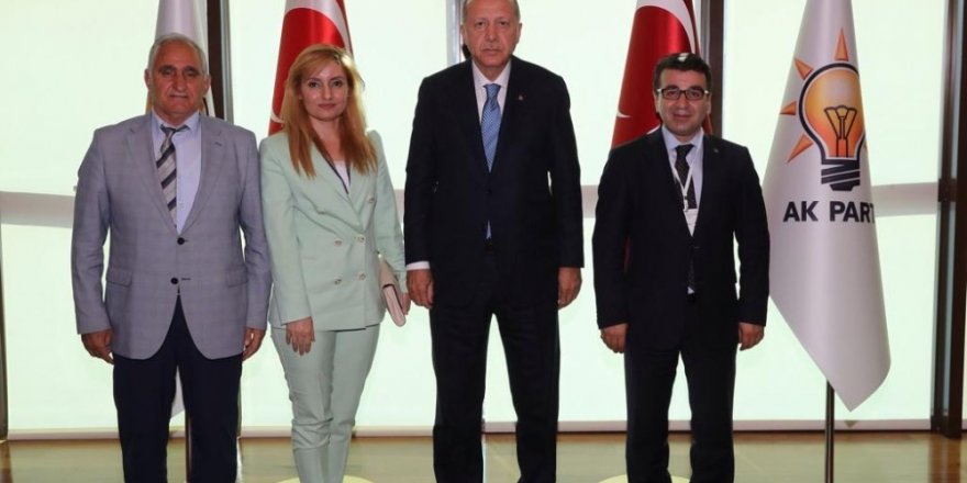 AK Parti Batman İl Başkanı Akif Gür, Cumhurbaşkanı Erdoğan ile görüştü