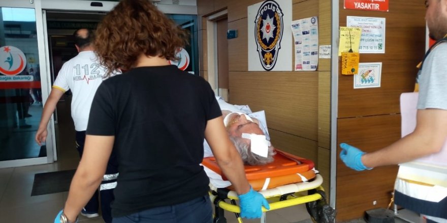 Otomobilin çarptığı yaya ölümden döndü